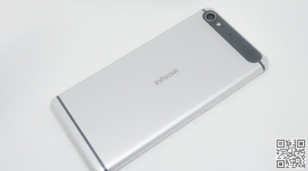 InFocus M808 02