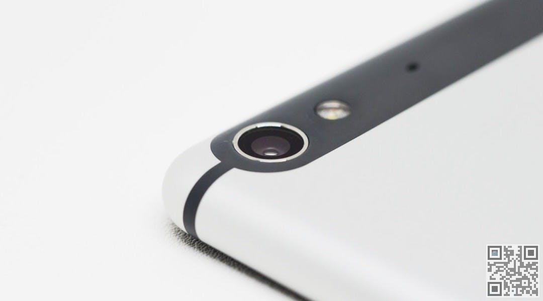 InFocus M808 04