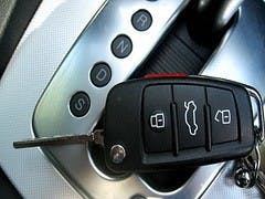 是十家知名車廠的鑰匙這篇文章的首圖