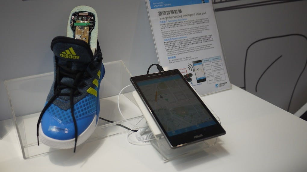 是Computex 2016：從來沒有放棄讓鞋子變聰明的機會 - 獵能智慧鞋墊這篇文章的首圖