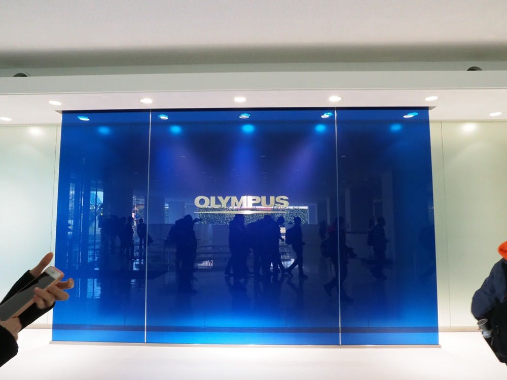 om060_0.jpg