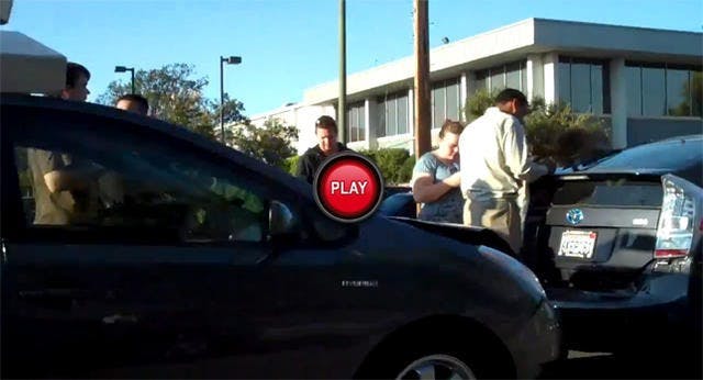 是Google的無人駕駛車(Prius)撞車了？No、是人為造成的！這篇文章的首圖
