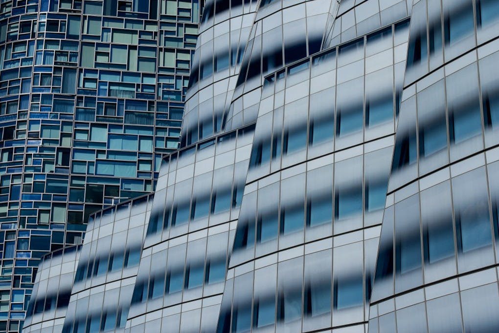是NIKOLA OLIC 的精闢幾何美學這篇文章的首圖