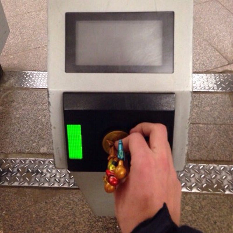 是任天堂 Amiibo 公仔另類功能！俄羅斯地鐵內免費當車票使用這篇文章的首圖