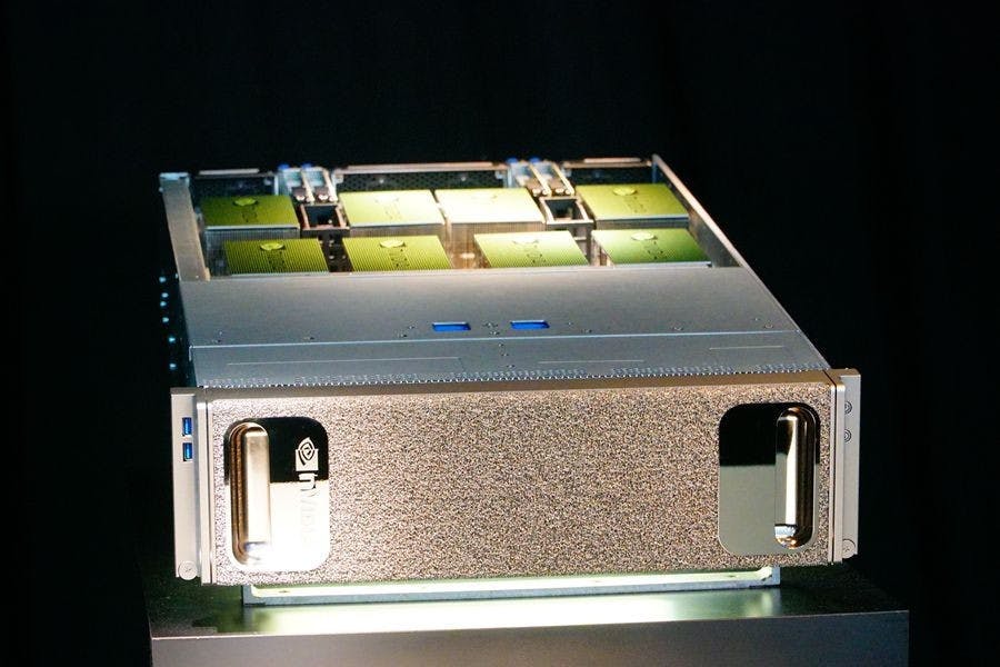 是GTC 2016 ：小而剽悍的超級電腦， NVIDIA DGX-1 動眼看這篇文章的首圖