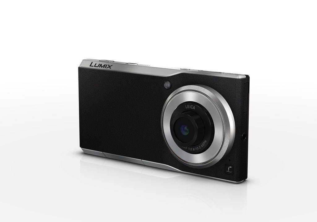 是手機相機再升級， Panasonic 發表徠卡鏡頭搭配 1 吋元件的 Lumix CM1 Android 手機(補充：採 35mm f2.8 定焦，定位在連網相機的特性)這篇文章的首圖