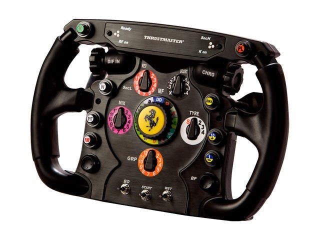 是Thrustmaster推出1:1 Ferrari 150° Italian F1賽車電動方向盤！這篇文章的首圖