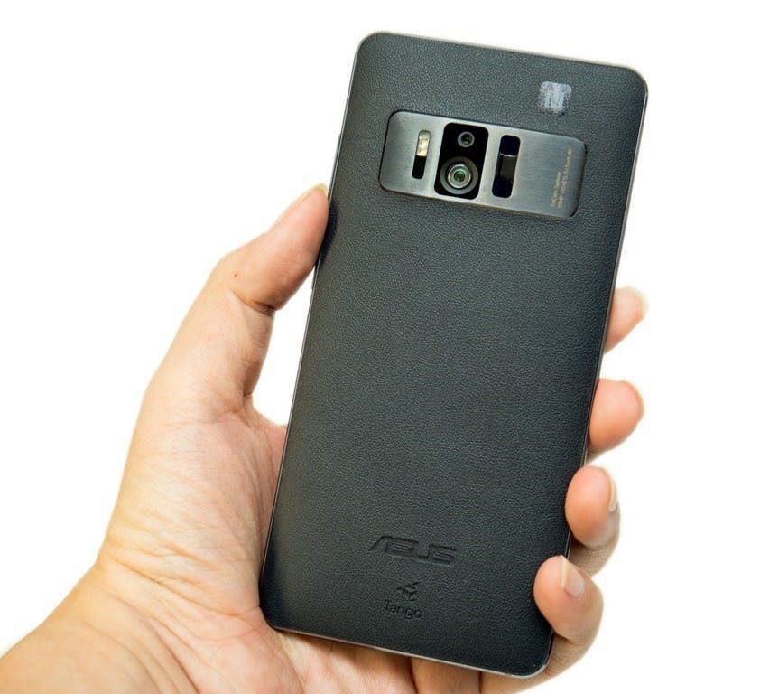 是ASUS ZenFone AR 來啦！世界首款 Daydream VR + Tango AR 智慧手機！這篇文章的首圖