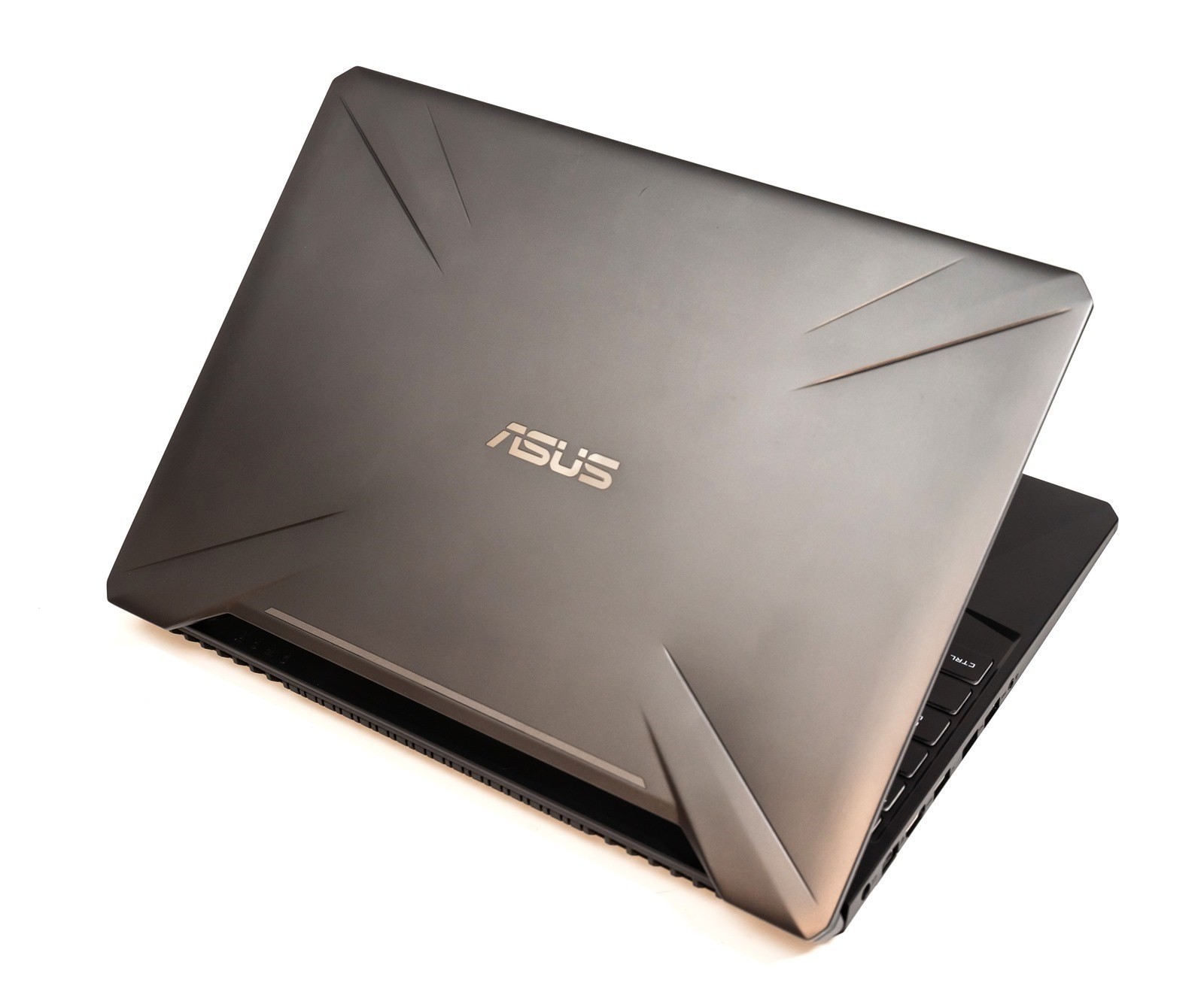 AMD + NVIDIA 強強聯手!性價比強悍遊戲筆電 ASUS TUF Gaming FX505DU @3C 達人廖阿輝