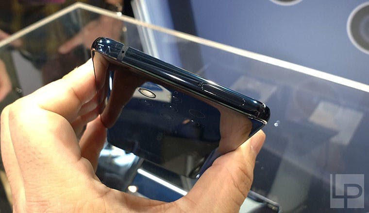 重返榮耀之作?搭載蔡司五鏡頭的Nokia 9 PureView簡單動手玩