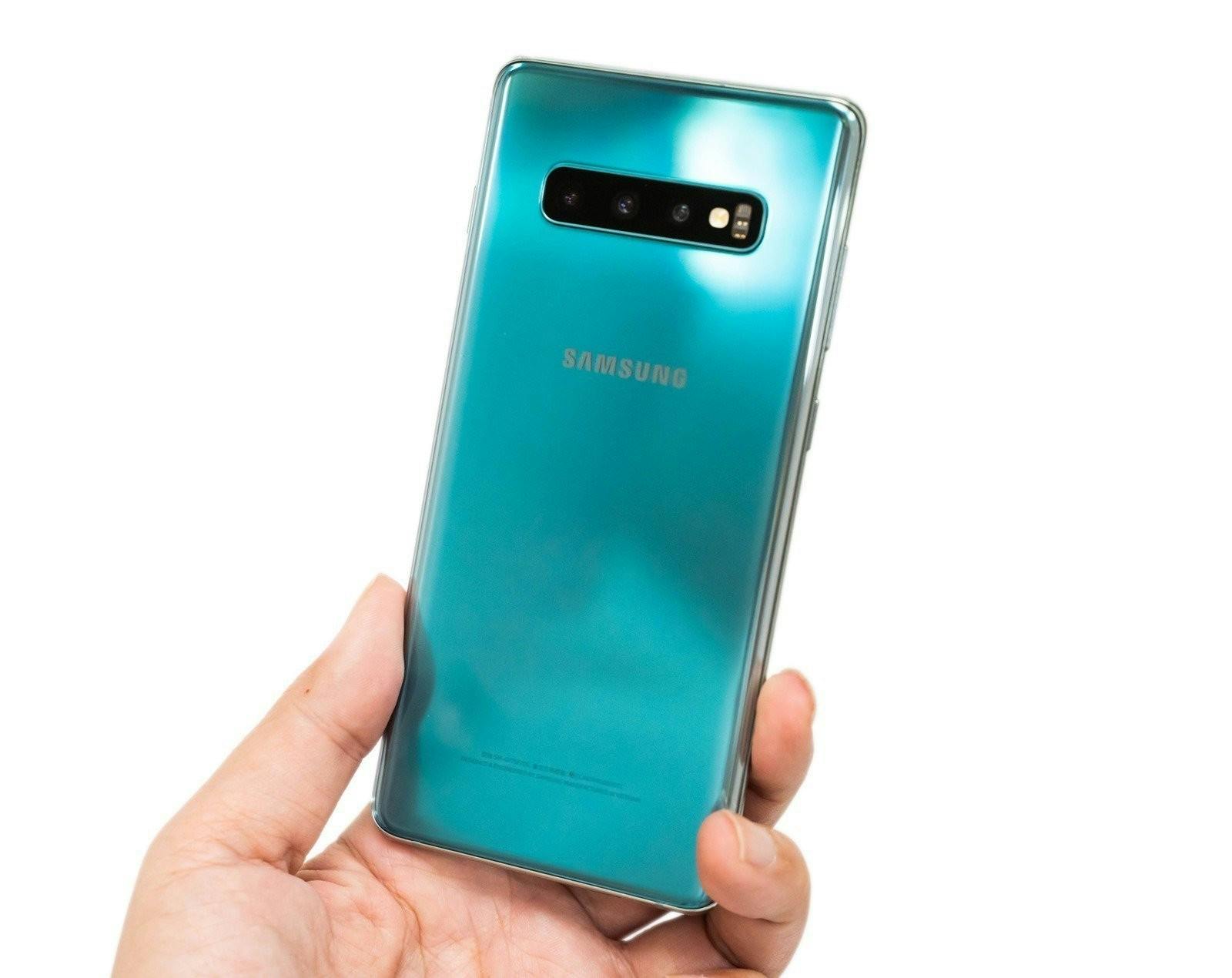 開賣了!Galaxy S10+ 台灣版盒裝開箱 (絢光綠),看看盒中有什麼?(Galaxy S10+ unboxing) @3C 達人廖阿輝