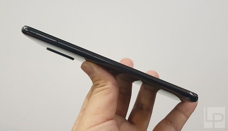 小米9國際版開箱:三色外型、性能跑分、相機實拍
