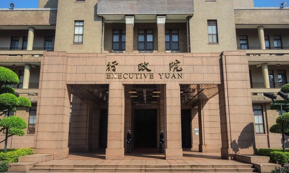 行政院通函各機關地方政府,禁軍公教持有中國大陸居住證 - TNL The News Lens 關鍵評論網