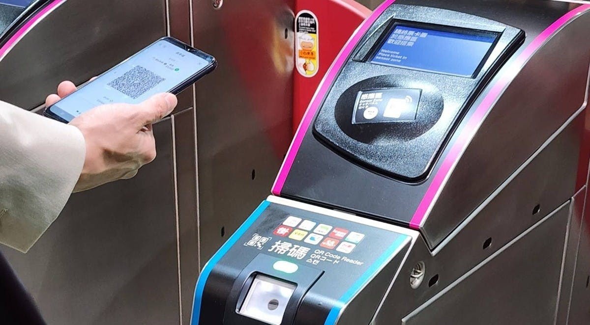 台北捷運全閘門可掃乘車碼、信用卡進站 非所有電子支付與信用卡都能用 開通時間、支援電子支付、乘車優惠整理