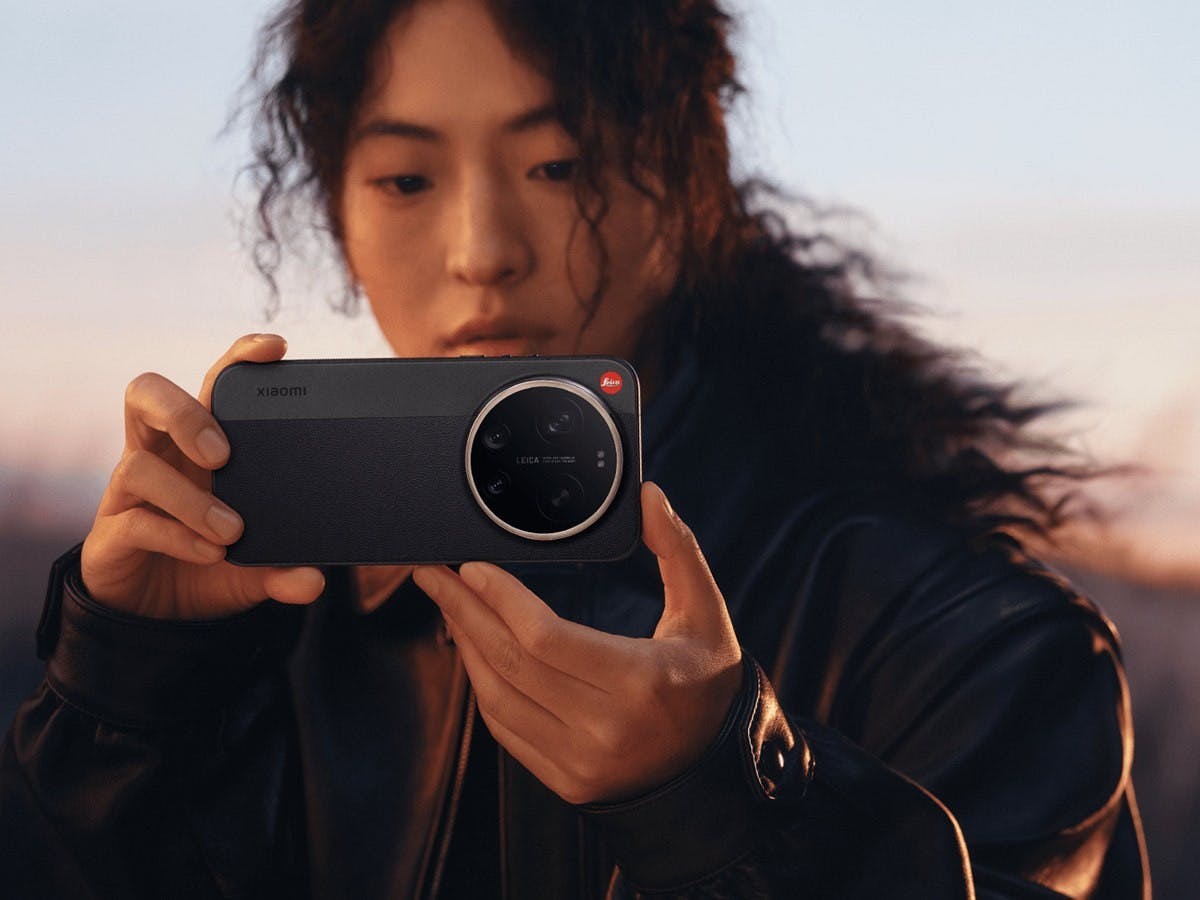 小米公布1吋主元件與2億畫素光學可變長焦的小米17 Ultra，同步推出帶有紅色可樂標的徠卡版