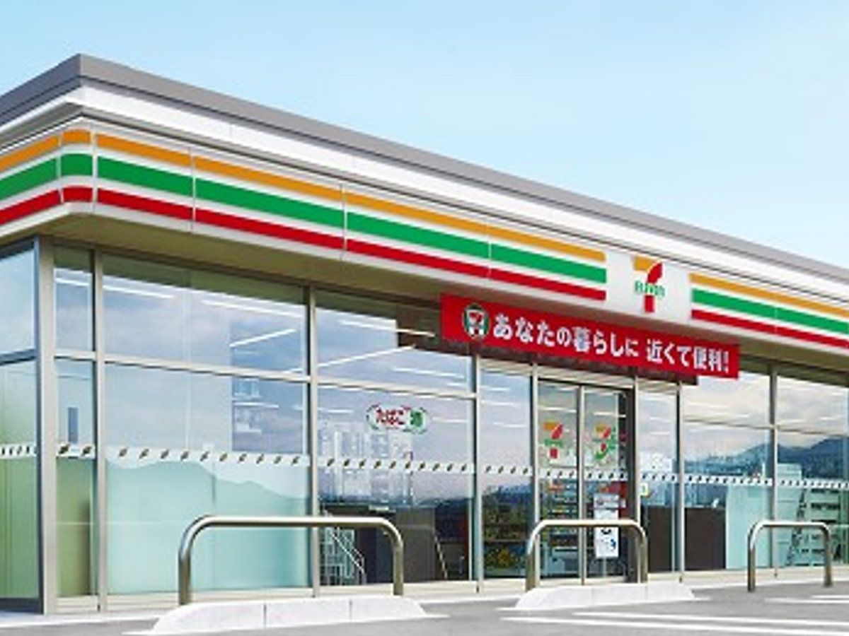 日立空調與日本7-Eleven在48家門市測試AI空調系統，希冀更節能並降低人力負擔