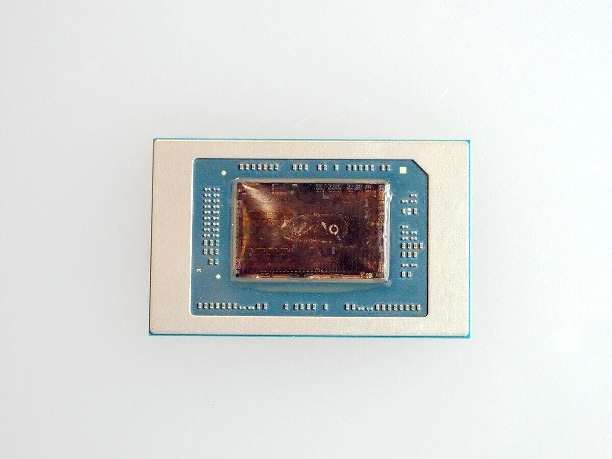 AMD RDNA 3.5架構仍會在內顯至少戰到2029年，但高階CPU即將改用RDNA 5架構