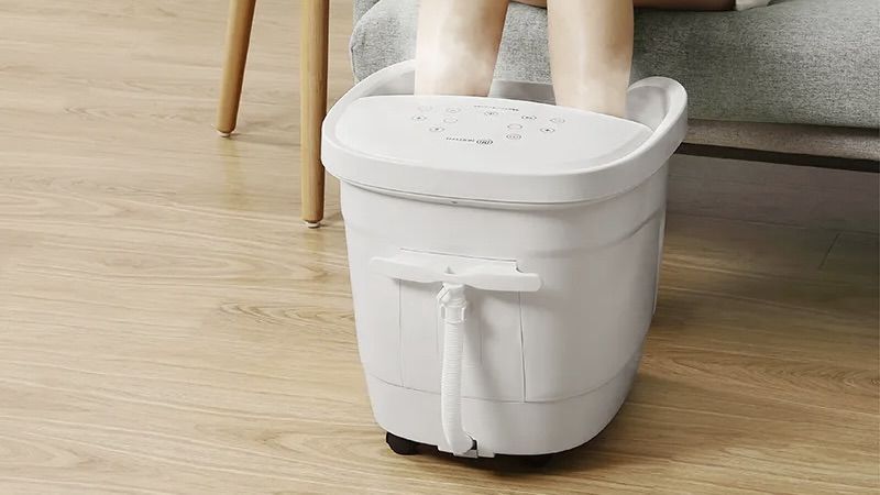 客廳秒變頂級足湯會館！輝葉「智能恆溫高桶泡腳機」給你冬天最奢侈的享受。