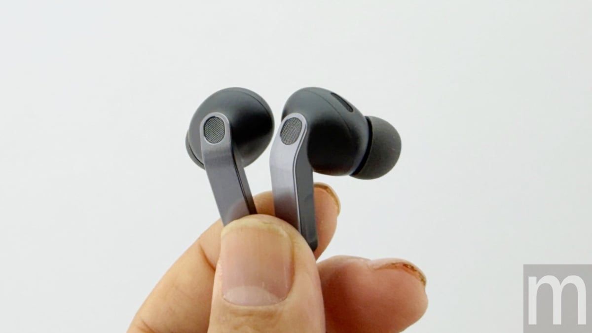 隨身AI語音助理實體化:Galaxy Buds4系列登場,金屬切割外型與頭部動作控制