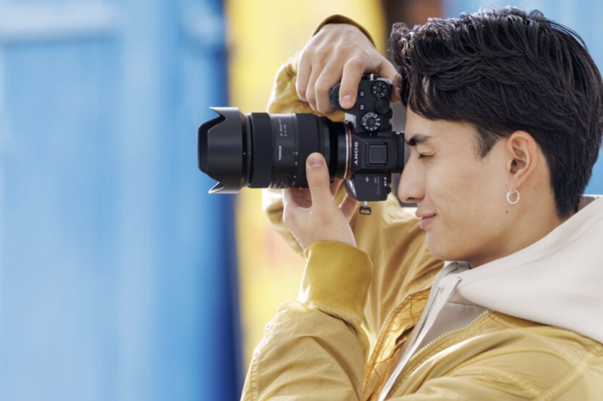 Tamron公布35-100mm F/2.8 Di III VXD人像大光圈變焦鏡，僅565克覆蓋人像攝影常用焦段