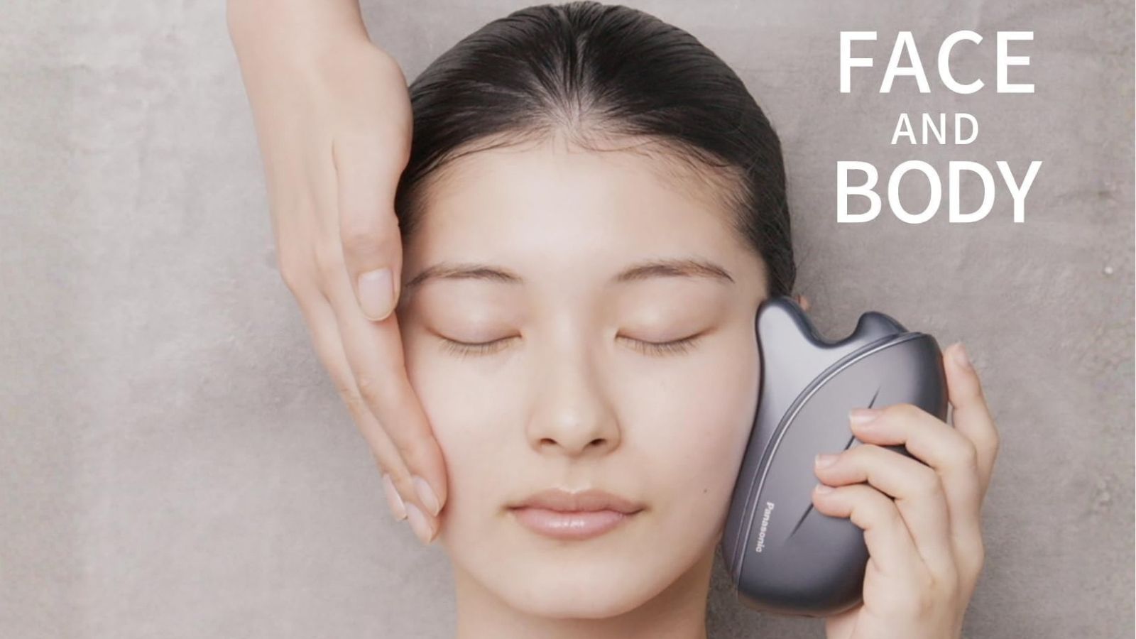 日本熱銷美容儀推薦！Panasonic 松下升級版刮痧拉提儀，在家也能打造緊緻 V 臉。