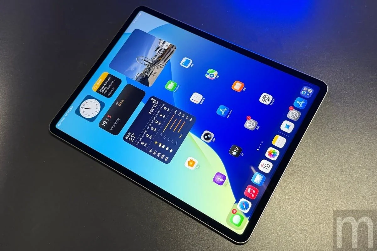 動手玩/換上M4處理器、直升12GB記憶體的13吋iPad Air,換上C1X晶片確立全自主設計與AI佈局