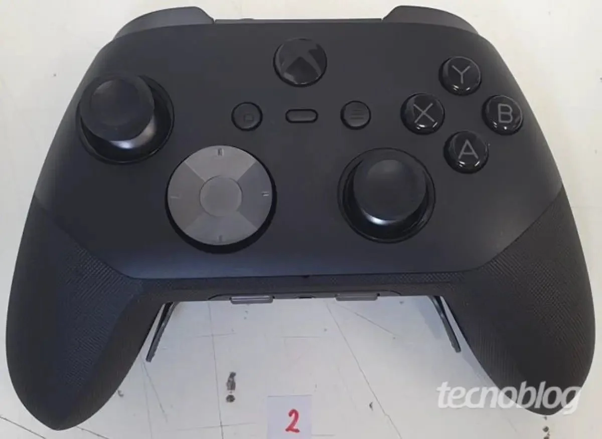 微軟「迷你雲端手把」與「Elite菁英控制器3」雙雙曝光，Xbox全面擁抱雲端與充電電池