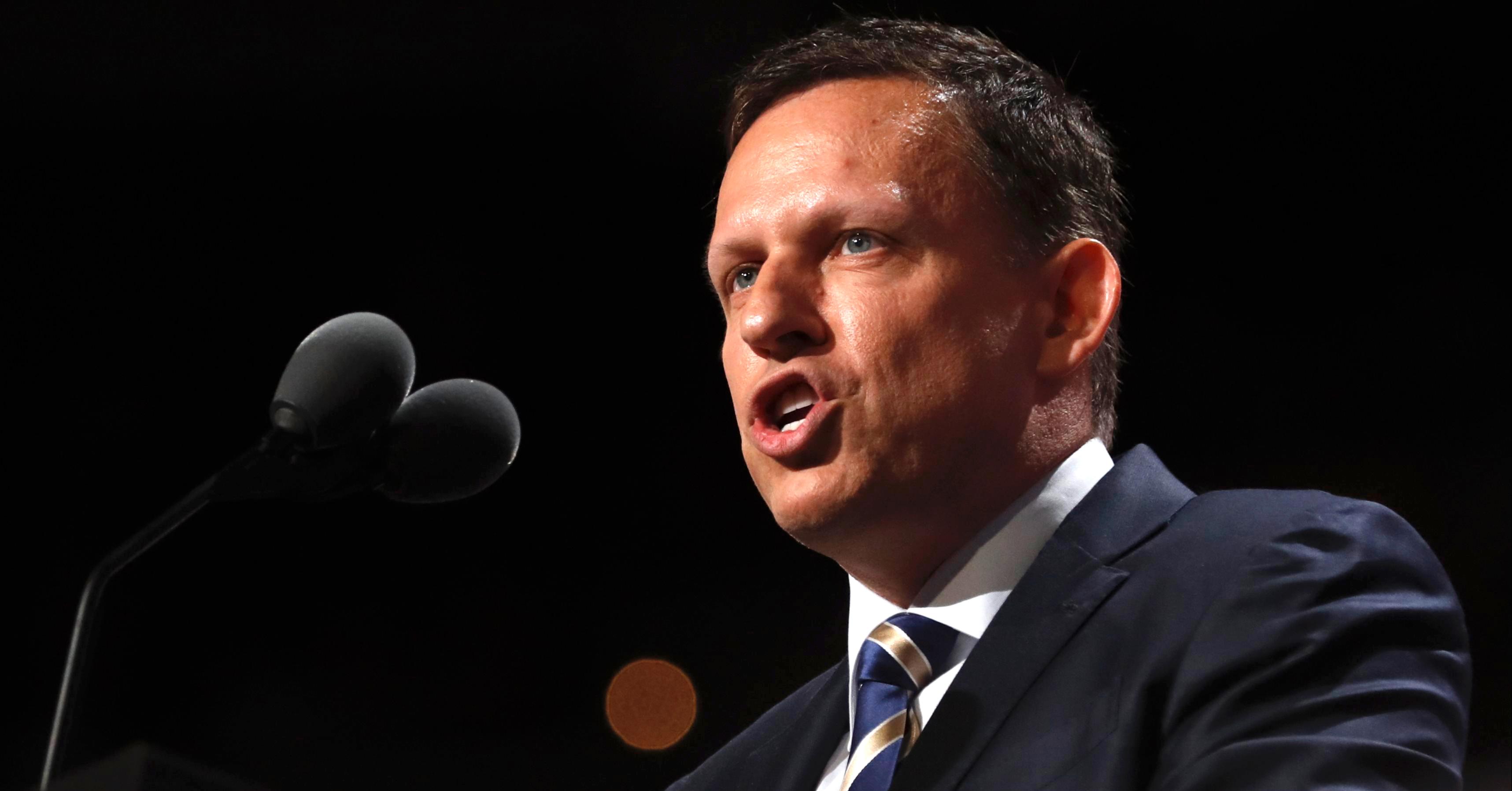 Peter Thiel 嗆巴菲特：比特幣頭號敵人！老人少來阻礙比特幣發展- INSIDE