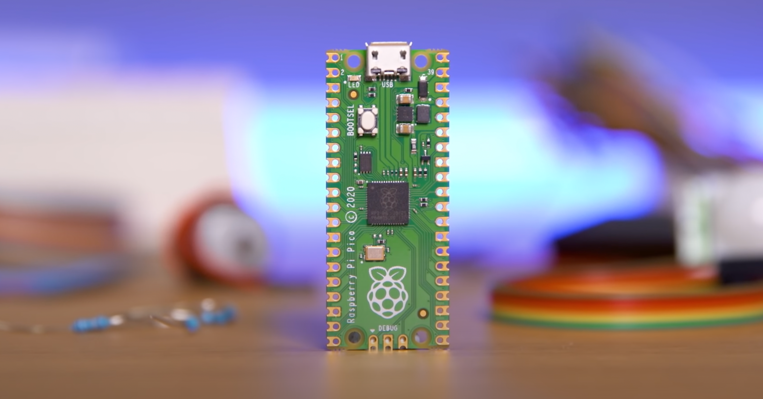樹莓派最新品：只要4 美金的超迷你Raspberry Pi Pico！ - INSIDE