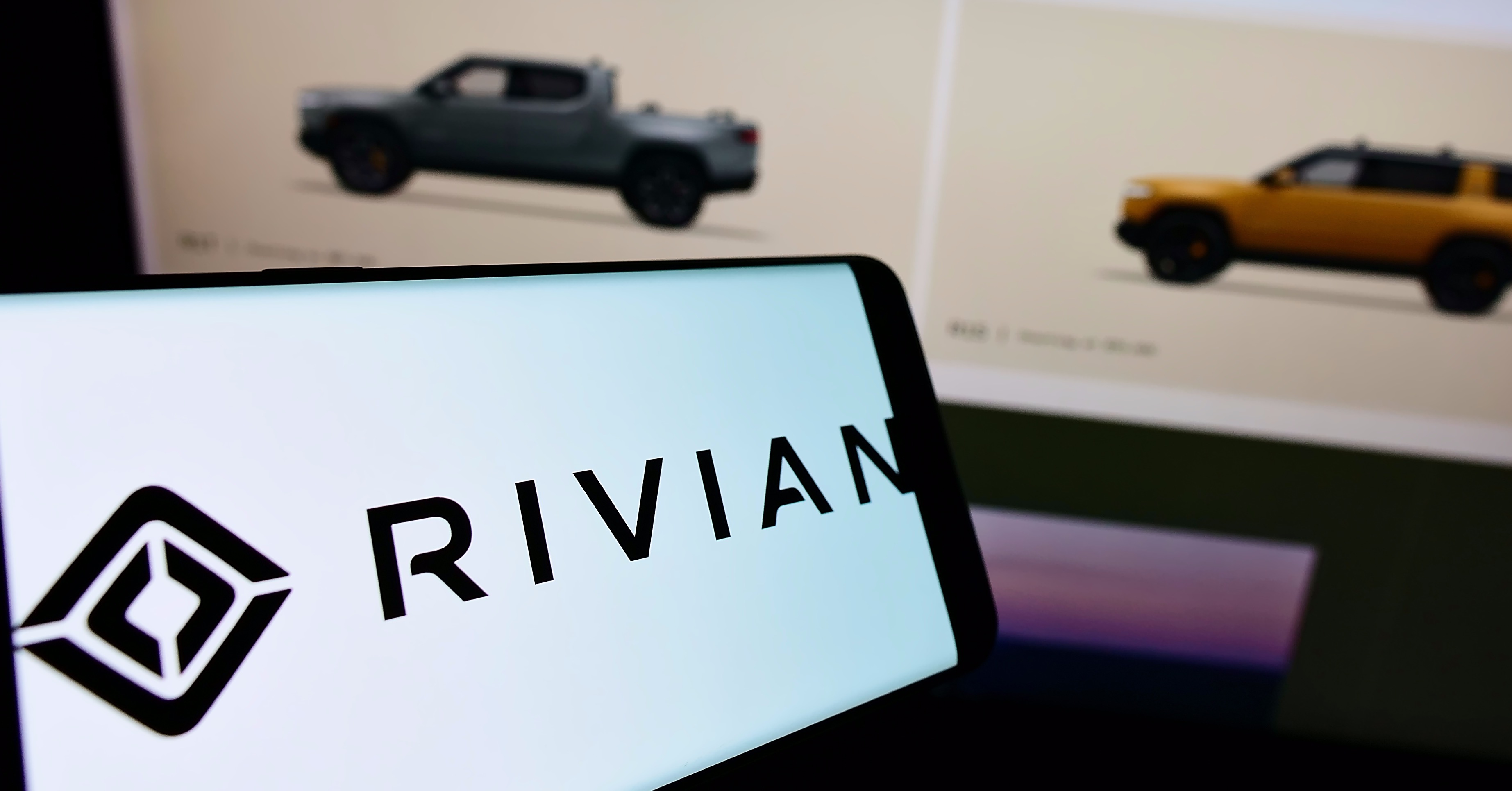 Rivian 召回幾乎所有生產過的電動車股價大跌- INSIDE