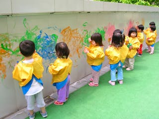 日託嬰兒園校園活動