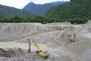 榮華礦場