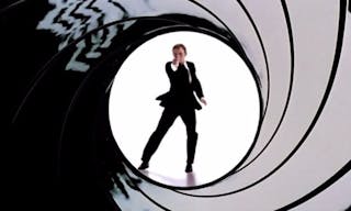 landscape-daniel-craig-james-bond-gunbar