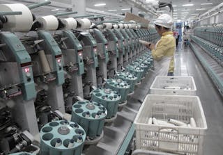 新疆1間紡紗工廠。