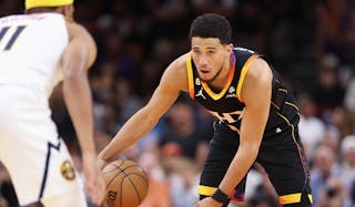 登峰造極的攻擊力 Devin Booker今年季後賽有多神？