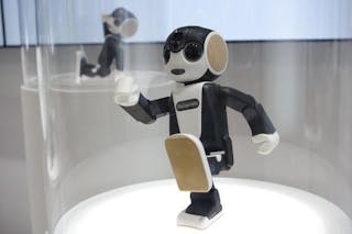 Robi 進化啦，周刊 Robi 2 夏天推出、還多了新夥伴 Q-bo (118808) - Cool3c