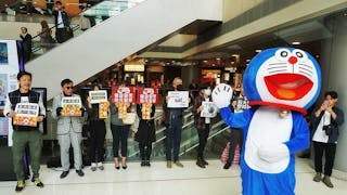 中環快閃 叮噹 IFC「和你Lunch」 Doraemon Joins Central Flashmob at IFC