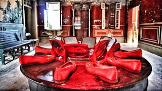 廢棄英式大宅 神秘紅鞋鏡陣 Mysterious Red Shoes & Mirrors at Abandoned English Mansion