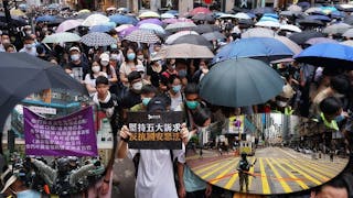 數千人7.1大遊行 無懼六千防暴警威嚇 Thousands March on July 1 Undaunted by Threat of 6,000 Riot Police