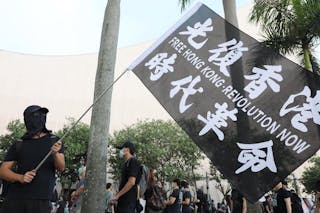 暴亂後香港的地位