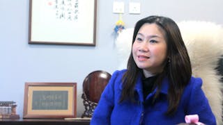 恒管曹虹院長:承上啟下的新聞教育家 恒管曹虹院長:承上啟下的新聞教育家