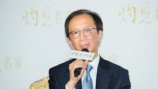 梁錦松籲研協助內地企業資金全球化