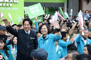 民進黨為何能再度完全執政？