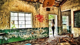 K 探索鬧市荒廢學校 K Explores Abandoned School in Town-Centre