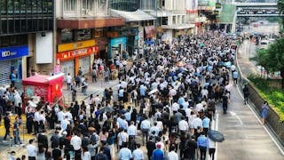 逾千示威者中環快閃 佔領干諾道中等道路 Over 1000 in Flashmob Occupying Connaught Road Central