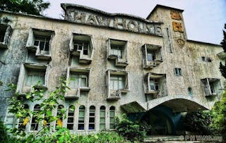 探索荒廢大型電影製片廠 Exploring Deserted Massive Movie Studios