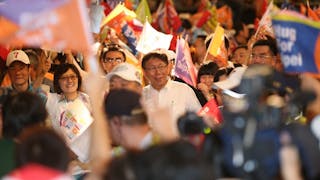 柯文哲民調驟降，靠人氣就能當好市長嗎？