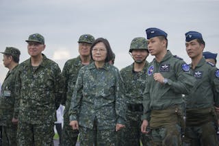 蔡英文首次證實美軍在台訓練 《環時》：引爆台海戰爭最危險因素