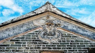 元朗古村屋簷精緻雕花 Exquisite Carved Eaves of Yuen Long Old Village House