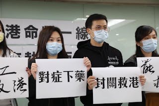 抗疫是全民政治 要互助才有公民社會